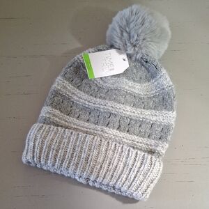 Time and Tru Light Gray Knit Beanie with Pom-Pom